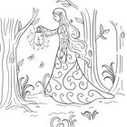 Keine Texte vorhanden. Eine Elfe mit Laterne im Wald; Blumen und Schmetterlinge umgeben sie. Die Linien sind dekorativ geschwungen.