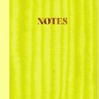 „NOTES“ steht in brauner Schrift auf gelbem, texturiertem Hintergrund.