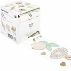 "Paper Poetry+". Eine Box mit floralen Stickern, mit Text "Hier ziehen" auf der Seite. Enthält 100 Stück und zeigt Blütenmotive.