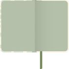 Grünes, leeres Notizbuch, geöffnet, mit einem Lesezeichenband in der Mitte.