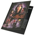 "Alley Cat" in geschwungener Schrift, darunter Illustrationen von Personen, ein Auto in Nebel, dramatische Szenen.