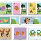 Oben: 7, 19, 17.  
Illustrationen: Schnecken mit Hüten, Igel, Schleuder, Blätterboote, Torbogen. Bunte Gartenlandschaften.