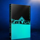 Karin Slaughter, The Secrets We Hide, Collector's Edition. Design mit Haus-Silhouette auf blauem Hintergrund.