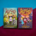 Zwei bunte Buchcover: Links "The Weirdies", rechts "The Weirdies Get Weirder". Menschen und fantasievolle Szenen.