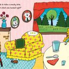 Text: "The bold young girl then crept inside to take a sneaky bite, the porridge smelled so yummy, but which one tasted right?" 
Ein fröhliches Kind sitzt am Tisch mit Haferbrei und lächelt. Wohnzimmer mit gemütlichem Sessel und Kamin.