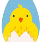 Illustration eines gelben Kükens, das aus einem Ei schlüpft, vor blauem Hintergrund.