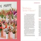 "NATIVE POPPY" steht oben. Links sind bunte Blumen in weißen Vasen, rechts Text: "Welcome, Wild Flower!" und "INTRODUCTION".