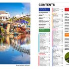 "CONTENTS" Liste mit Kapiteln zu Reiseplanung, Thailand-Regionen, Anreise, und Storybook. Bild zeigt bunte Boote an einem Fluss.