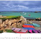 Text: "Vierge Plouguerneau, 2, Casares Edition." Im Vordergrund bunte Boote, dahinter felsige Küste und Meer mit blauem Himmel.