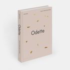 Buchtitel: "Odette" von Julien Royer. Beige Umschlag mit goldenen Akzenten. Text: "Terroir to Table, Heart to Plate".