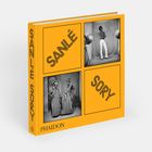 "Sanlé Sory" in schwarzer Schrift auf orangefarbenem Hintergrund, mit zwei Schwarz-Weiß-Fotos, eins oben und eins unten.