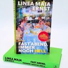 Buch: "Linea Maja Ernst, Fast Abend, immer noch hell", mit Gemälde von Menschen an einem Tisch.