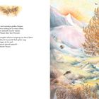 Text beschreibt ein plätscherndes Bächlein und neugierige Lärchenzapfen. Rechts ist eine farbenfrohe, idyllische Landschaftsillustration mit Bergen, Baum und Tieren.