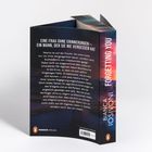 Ein Buchrücken: "BIANCA IOSIVONI - FORGETTING YOU". Text auf Rückseite über Valerie, die auf der Flucht ist. Logo: Penguin Verlag.
