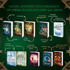 Werke von Liza Grimm mit Fantasytiteln und Genres auf grünem Hintergrund; Buchcover in zwei Reihen gruppiert.