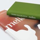 "SANNA SAMUELSSON melken" auf grünem Buch, daneben größeres Buch mit großem "melken" auf dem Cover.