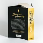 "MERCURY in München" von Nicola Bardola, schwarzer Hintergrund mit gelbem Seitentitel, enthält Infos über Freddie Mercury.