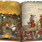 Ein buntes Fest mit Waldtieren. Links feiern sie um ein Feuer, rechts musizieren Tiere, ein Bär und ein Esel.