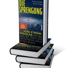 "DIE SPRENGUNG" von Oliver Schröm, Ulrich Thiele. "Der Nord-Stream-Anschlag" steht auf gestapelten Büchern.