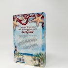 Text: "Zwischen Winterwind und Wellenrauschen wartet das Glück". Illustration eines Strandes mit Dünen und einem Leuchtturm.