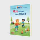 "Max und der neue Freund." Zwei spielende Kinder auf einer Wiese mit Hase und Ball. Fröhliche Szene; Illustration eines Buchcovers.