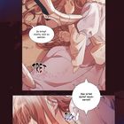 Zwei Szenen: Eine liegende Person hustet, während jemand sagt: "Es bringt nichts, sich zu wehren." Fuß auf dem Boden.