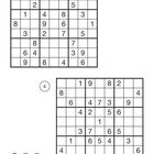 Zwei Sudoku-Raster, nummeriert mit 3 und 4. Unten befindet sich die Zahl 2 und drei Glühbirnensymbole.