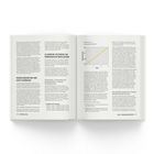 Doppelseitiger Text über Muskelwachstum und Kraftzuwächse, mit graphischer Darstellung von Widerstand und Wochen.