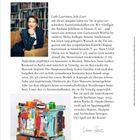 Editorial: Begrüßung zu Kunstlandschaften, Bauhaus-Jubiläum, Künstlerempfehlungen, Biennale. Bild einer Frau vor Bücherregal.