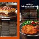 Pastizio: Rezepttext links mit Bild eines Nudelauflaufs. Rechts Rezept für "Panierte Schweineschnitzel" mit Bild eines Schnitzels.