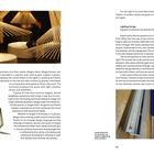 Texte: "atelier oi: Allegro Assai, Allegro Vivace, and Allegro Ritmico for Foscarini, 2007", "Lighting Design A guest contribution by Andreas Richner".  
Die linke Seite zeigt eine Lampe mit langen Metallstäben, die rechte Seite eine Glühbirne.