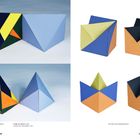 MARZIEM MOKHTARI BAGHKOMEH, Farbe am Objekt, 2021. Links: bunte pyramidenartige Formen. Rechts: orange-blaue Varianten.