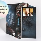Mit Farbschnitt nur in limitierter Erstauflage. Zitat über Schutz. Info über L. J. Shen, Autorin, Wohnort Florida, USA. Social Media Links.