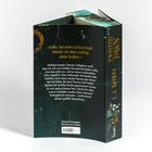 „Jeder hat einen Schutzengel. Meiner ist eben zufällig mein Stalker.“ Buchrücken: "Twisted Pawn" von L.J. Shen.