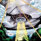 Illustration eines riesigen UFOs am Himmel. Strahlen beleuchten ein Gebäude. Personen schauen erschrocken nach oben. Texthinweis: „SIE SOLLTEN SICH DAS LIEBER ANSEHEN.“