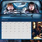 Text: Monatstage Februar. Bild oben: Zwei Jungen, Eule in Käfig im Auto, Mond. Unten: Auto nachts, Junge schreibt, gefalteter Brief.