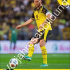 Niklas Süle, #25 Abwehr, Februar 2026. Fußballspieler in gelbem Trikot, BVB-Logo oben rechts.