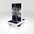 "Best Friends" von Sarah Bestgen, Thriller; "Für immer verbunden, bis in den Tod". Schwarz-weißer Hintergrund mit Seil.