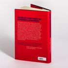 Roter Buchrücken mit schwarzem Text: "WAS WIR AUS TRUMPS ANGRIFF AUF DIE DEMOKRATIE LERNEN KÖNNEN". Text unten von Christina Morina.