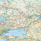 Eine farbige Landkarte von Kanada mit Städtenamen wie Toronto, Montreal und Ottawa, sowie Gewässern wie Lake Ontario.