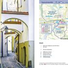 Passau auf einen Blick, Höllgasse. Ein schöner Gang mit gelben Gebäuden und Kopfsteinpflaster sowie Karte von Passau.