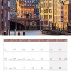 Kalenderblatt für Februar 2027, darunter Gebäude der Hamburger Speicherstadt mit Elbphilharmonie im Hintergrund.