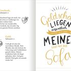 **Linke Seite:** Geschenk, Substantiv. "Manchmal frage ich mich..." Gold, Substantiv. "Gold gilt als eines der..."

**Rechte Seite:** Goldschätze liegen eigentlich unter der Erde. Meiner liegt auf dem Sofa. 

Es gibt Illustrationen eines Geschenks und einer Schatztruhe.