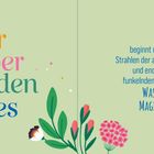 "Der Zauber jeden Tages" steht links. Rechts: Text über Sonne, Sterne. Blumenillustration unten. Hintergrund hellgrün.