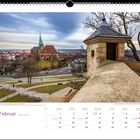 Februar. Blick von der Zitadelle Petersberg zum Erfurter Dom. Kalender mit Stadtlandschaft und historischem Gebäude.