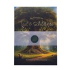 „Die Abenteuer von Igel & Schildkröte“. Illustration eines Waldes mit einem großen Baum und einem Eichhörnchen.