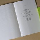 Links eine aufgeschlagene, unbeschriebene Buchseite. Rechts Text: "Nr. 7, 1. Auflage 2026", darunter Verlagsinformationen.