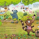 Illustration: Ein Ameisenbär mit Ringelshirt stößt an etwas in einem lebhaften, grünen Wald. Werkzeuge, Tiere und Blätter umgeben ihn.