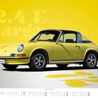 Text: "2.4 E targa", "boxermotor.de", "FEBRUAR". Gelbes Auto mit schwarzem Dach im Profil auf gelbem Hintergrund.