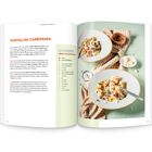 "TORTELLINI CARBONARA" Rezept mit Zutatenliste und Kochanleitung. Rechts ist ein Foto von zwei Tellern mit der Tortellini-Speise.